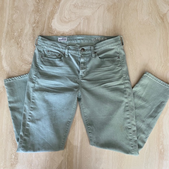 GAP SEXY BOYFRIEND 1969 JEANS - Picture 2 of 5